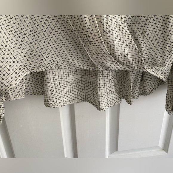 Lou & Grey Cream and Black Cross Stitch Design Pheasant Style Top Size M - Picture 7 of 11